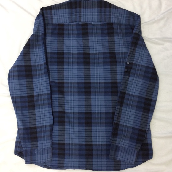 Calvin Klein Men’s XL Shirt - Picture 3 of 3